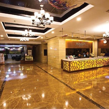 Hotel Horison Ultima Semarang Exterior foto